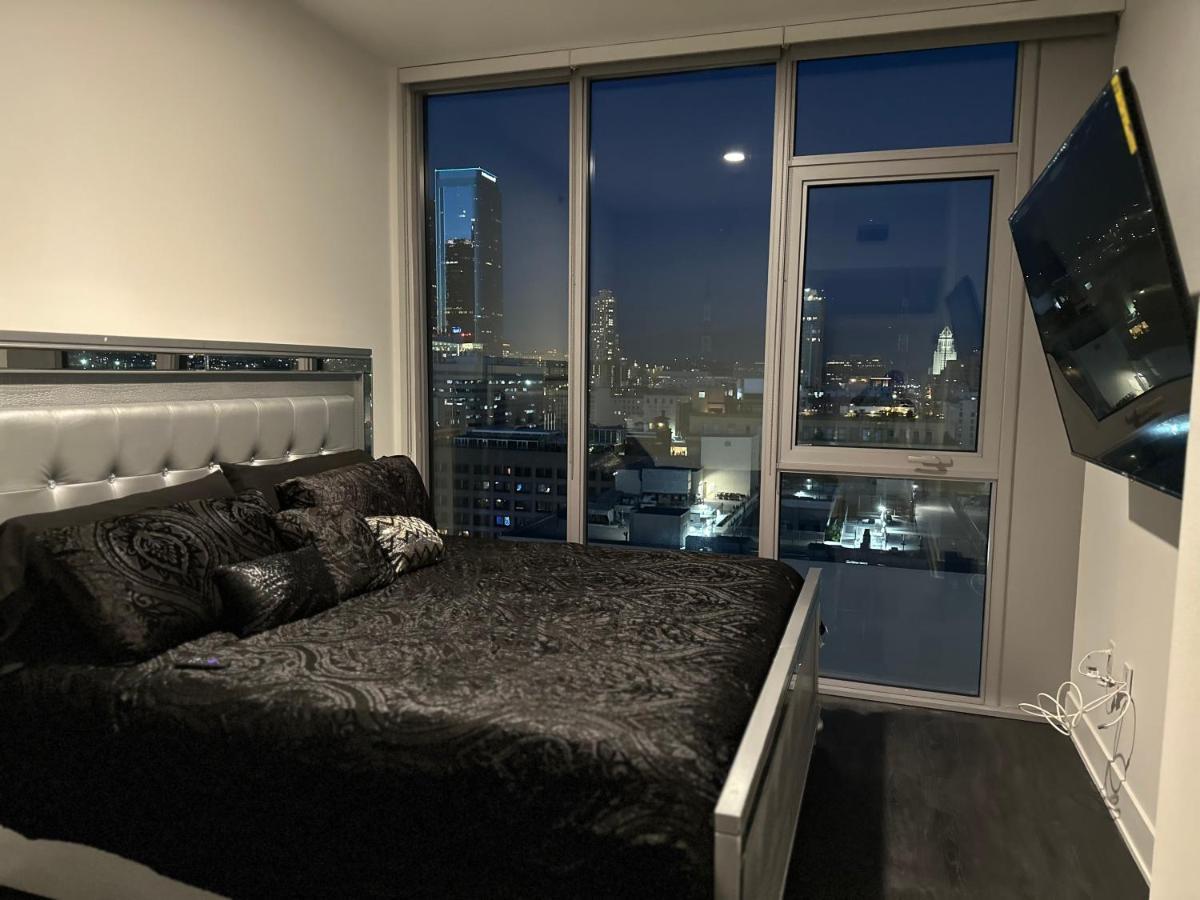 Appartamento Modern Downtown High Rise